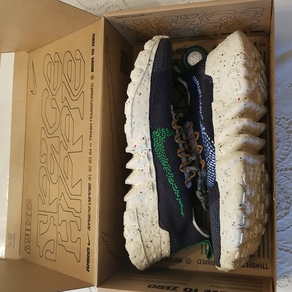 NWT Mens size 9.5 Nike Space Hippie 01 Obsidian sneakers - Picture 6 of 6